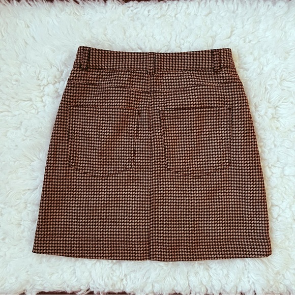 Rouje Denise Skirt in Burgundy/Tan Houndstooth - Picture 2 of 6